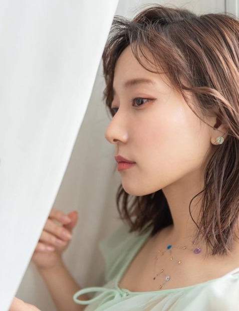 写真は橘ひと美の公式Instagramから（※写真は所属事務所より掲載許諾をいただいております）