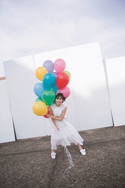福原遥1stフォトブック「はるかいろ」　（C）東京ニュース通信社