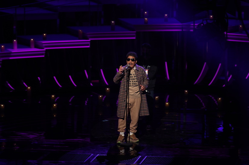 【NHK紅白歌合戦】鈴木雅之、亡き母に捧ぐステージ…!  名曲「夢で逢えたら」を熱唱
