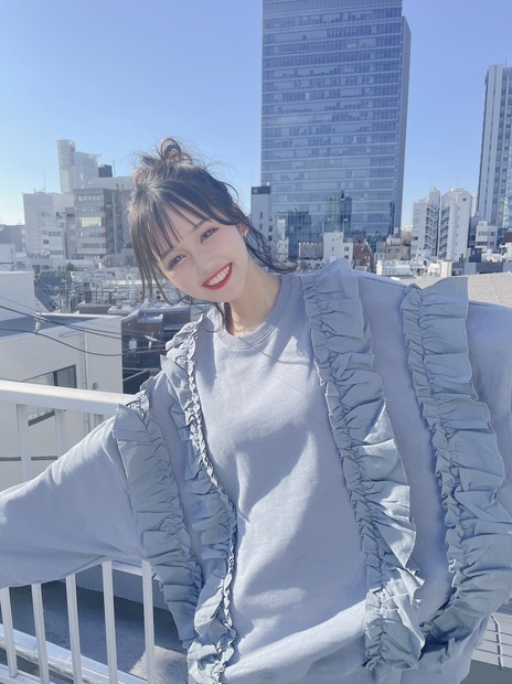 西綾乃