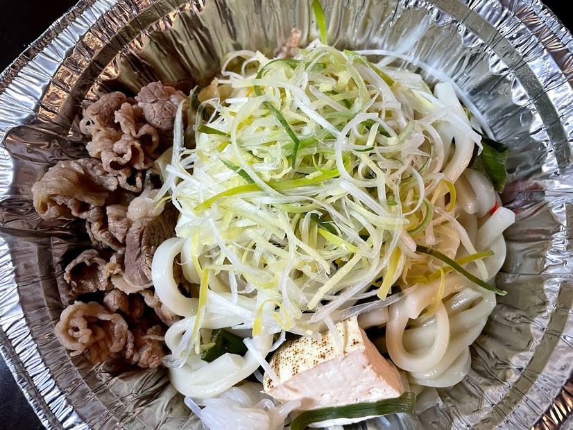 すき家の「牛すき鍋定食」をテイクアウト！