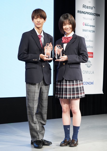 酒寄楓太、竹内詩乃【写真：竹内みちまろ】