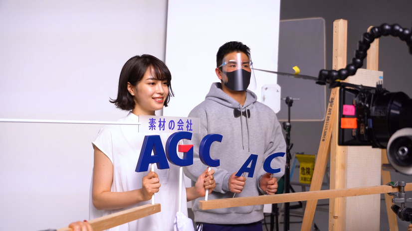 テレビCM「ＡではじまりＣでおわる素材の会社はＡＧＣ」メイキング