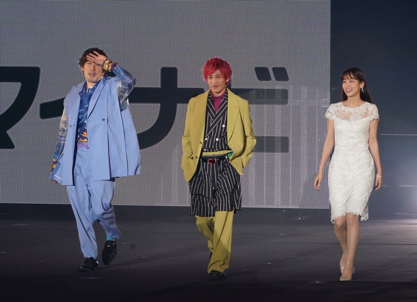 「第32回 マイナビ 東京ガールズコレクション 2021 SPRING/SUMMER」【写真：竹内みちまろ】