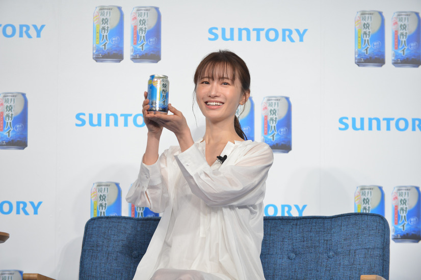 松本まりか、イベントの試飲でうっとり!「少し“お酔い”になってきたみたい…」