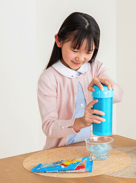 ガリガリ君を“かき氷”にするキット「おかしなカキ氷 ガリガリ君」10年ぶり復刻販売