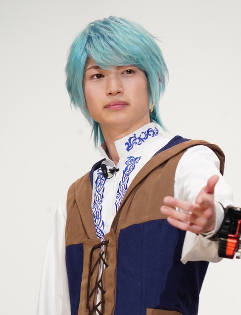 綱 啓永【写真：竹内みちまろ】