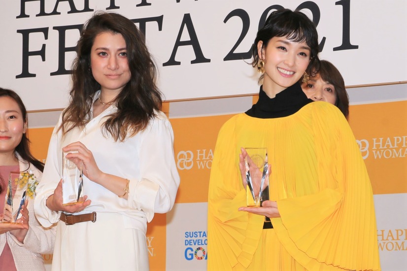 マリエ、剛力彩芽【撮影：小宮山あきの】