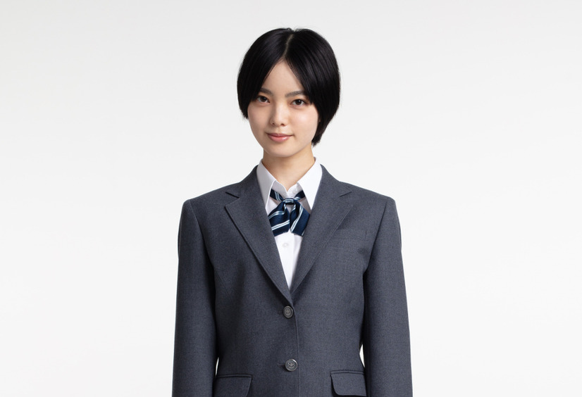岩崎楓（平手友梨奈）(C)TBS