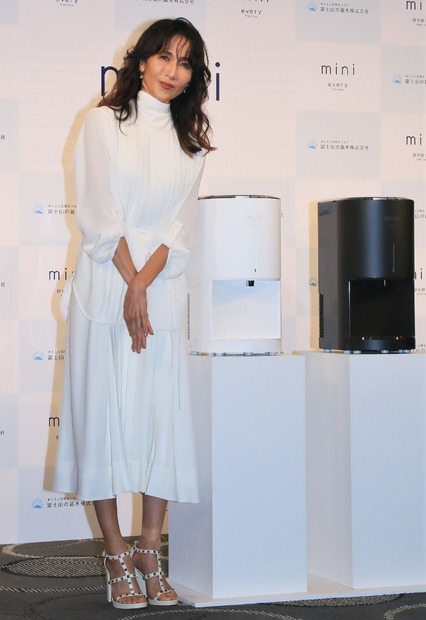 工藤静香【撮影：小宮山あきの】