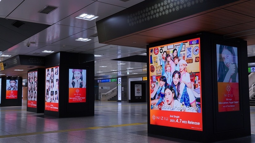 JR東京駅広告