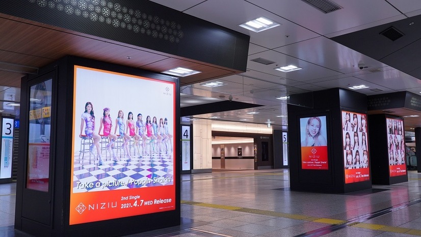 JR東京駅広告