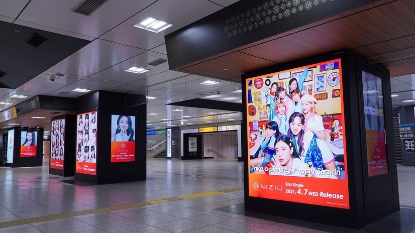 JR東京駅広告