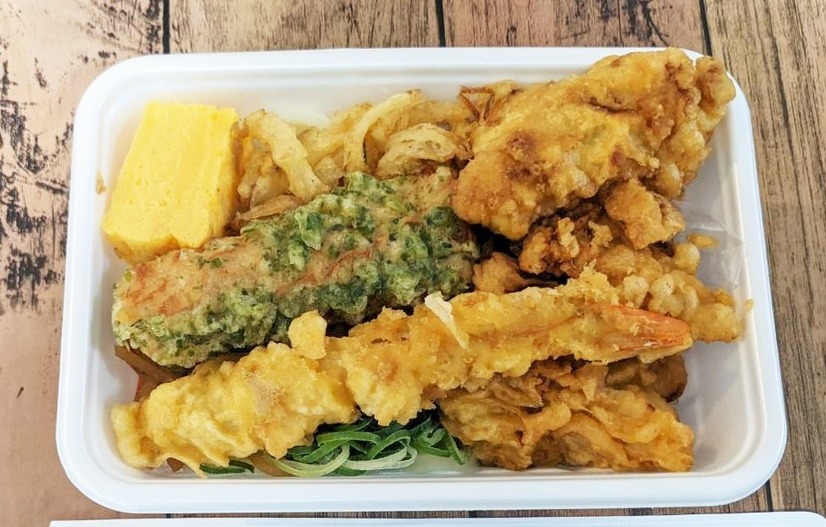 話題の丸亀製麺持ち帰り「うどん弁当」！全種類食べてみた！