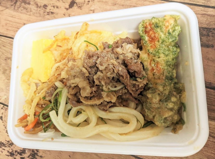 話題の丸亀製麺持ち帰り「うどん弁当」！全種類食べてみた！