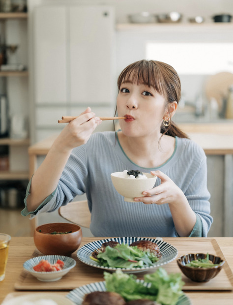 『たかみなの毎日食べたくなる そこそこごはん ―毎日のごはんはこれくらいがちょうどいい―（光文社）