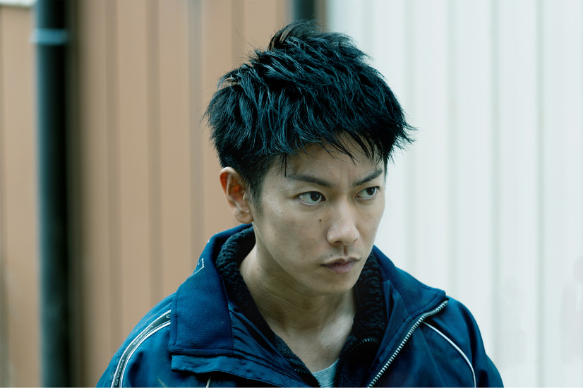 （C）2021映画『護られなかった者たちへ』製作委員会