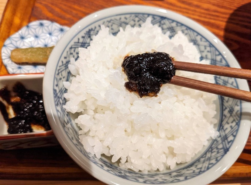 新ジャンルの“焼魚系ラーメン”「炭火焼濃厚中華そば 海富道」を実食レポ!