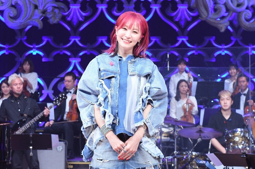 LiSA（C）TBS