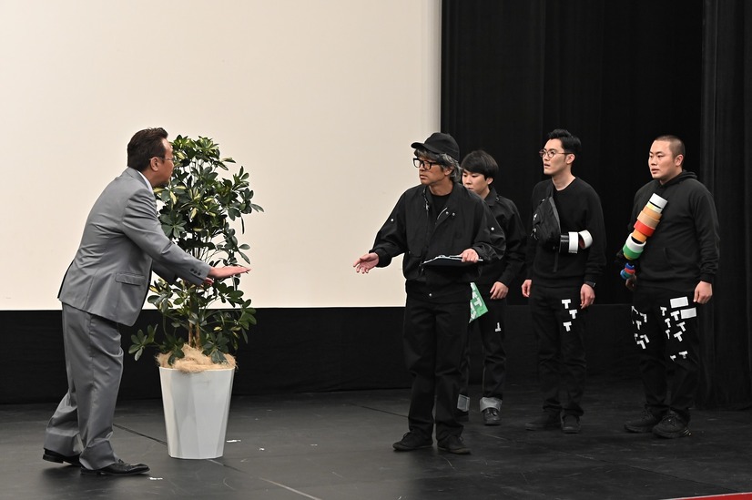 (C)TBS