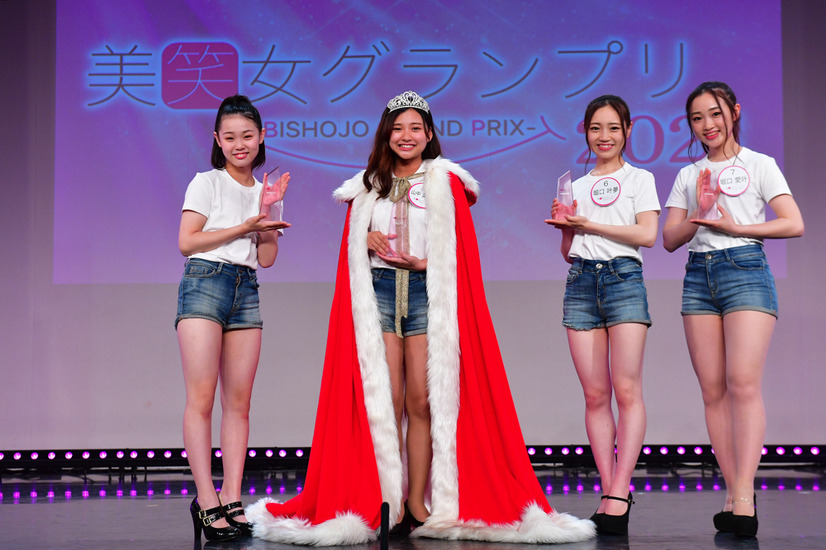 19歳の山中菜々子が「美笑女グランプリ2021」GP！「（喜びで）自分の名前を忘れました」