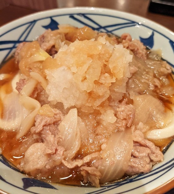 歴代“冷やしうどん”で人気NO.1! 丸亀製麺「鬼おろし肉ぶっかけ」を実食!