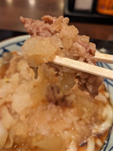 歴代“冷やしうどん”で人気NO.1! 丸亀製麺「鬼おろし肉ぶっかけ」を実食!