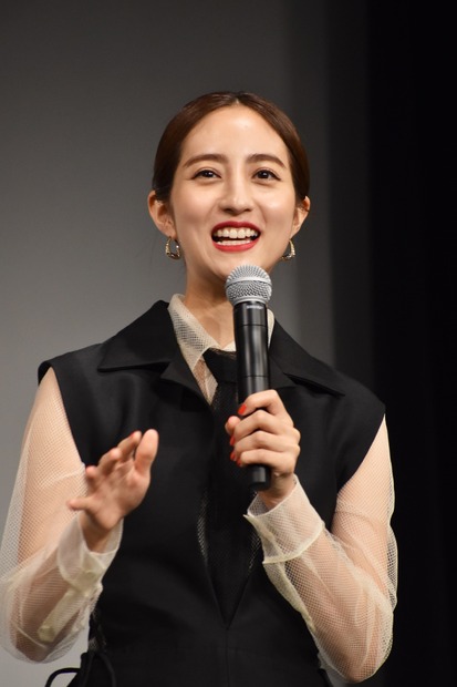 堀田茜【撮影：こじへい】