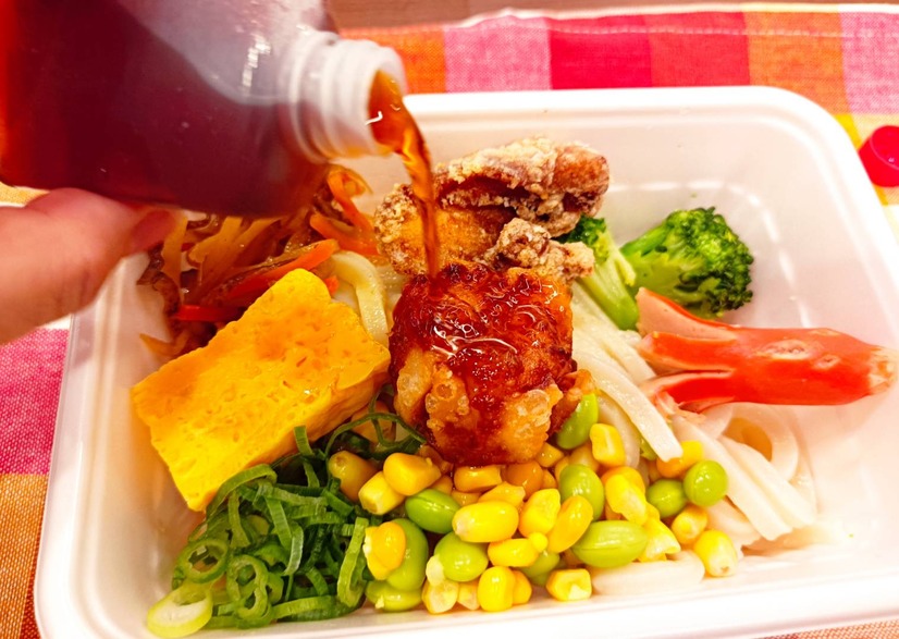 大ヒット中の「丸亀うどん弁当」シリーズから子ども用が新発売! 一足先に実食してみた!