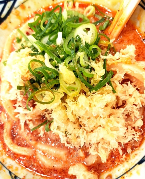 丸亀製麺の“夏うどん”新作!「シビ辛麻辣マーラー担々うどん」を一足先に実食!