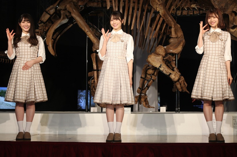 日向坂46（潮紗理菜、丹生明里、松田好花）【撮影：浜瀬将樹】