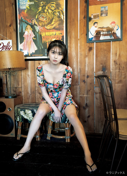 『アップトゥボーイ』vol.305ポスター【牧野真莉愛】　（c）ワニブックス