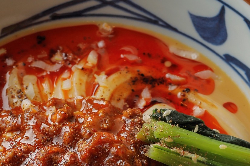 丸亀製麺の“夏うどん”新作!「シビ辛麻辣マーラー担々うどん」を一足先に実食!