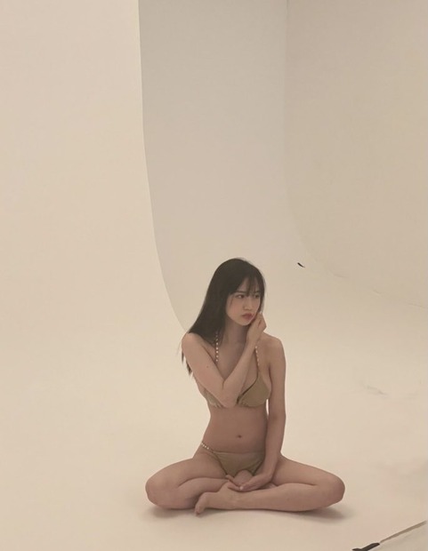 写真は花巻杏奈の公式Twitterから（※写真は所属事務所より掲載許諾をいただいております）