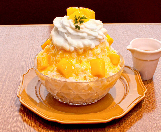 センナリヤフルーツパーラーで「フルーツとレアチーズケーキのかき氷」新発売