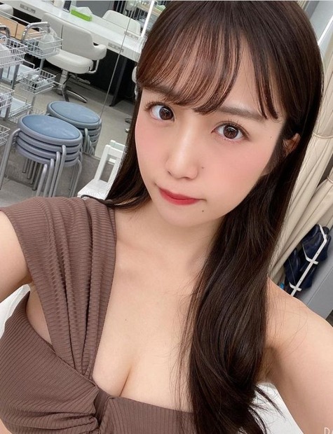 写真は花巻杏奈の公式Instagramから（※写真は所属事務所より掲載許諾をいただいております）