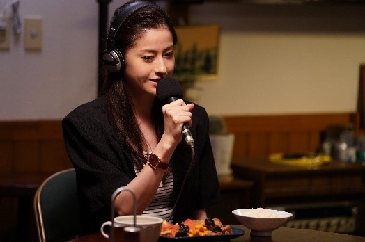 ドラマ「ホメられたい僕の妄想ごはん」後半を彩る“妄想美女”役に、堀田茜や堀未央奈らが登場!