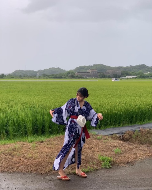 写真はプラチナムプロダクション公式ブログから（※写真は所属事務所より掲載許諾をいただいております）