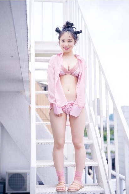 写真はプラチナムプロダクション公式ブログから（※写真は事務所より掲載許諾をいただいております）