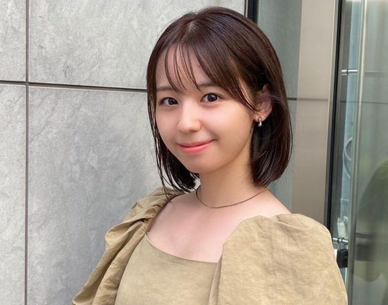 写真は小池里奈公式Instagramから（※写真は所属事務所より掲載許諾をいただいております）