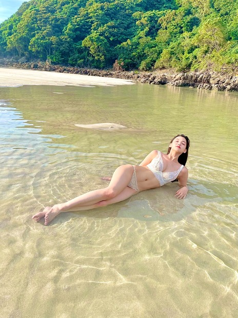 写真は吉澤遥奈の公式Twitterから（※写真は所属事務所より掲載許諾をいただいております）