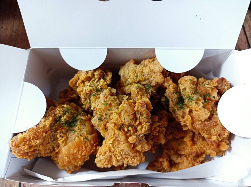 韓国ドラマ人気でじわり注目のクリスピーチキン！話題の専門店「チョアチキン」のメニューをチェック！