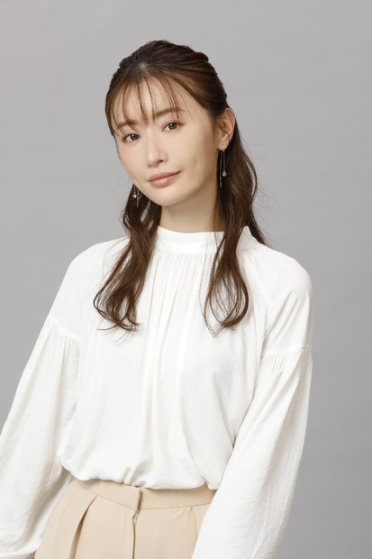 松本まりか　（c）Paravi