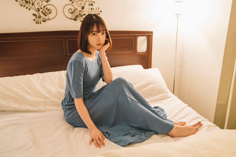 堀未央奈、大人な魅力溢れる