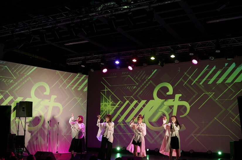 モラレスきあら、栗本優音、山崎カノン、野島樺乃