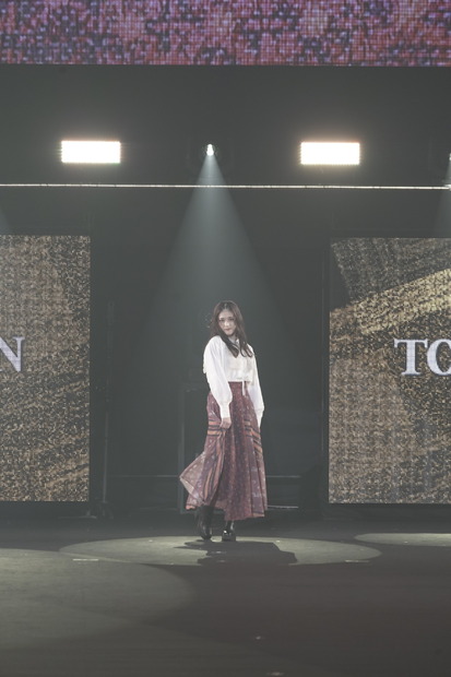 松村沙友理　(C)マイナビ 東京ガールズコレクション 2021 AUTUMN/WINTER