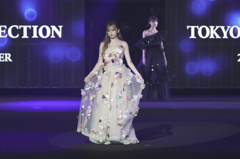 古川優奈　(C)マイナビ 東京ガールズコレクション 2021 AUTUMN/WINTER