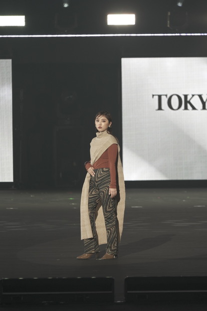 与田祐希　 (C)マイナビ 東京ガールズコレクション 2021 AUTUMN/WINTER