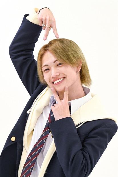坂本佑太（綱啓永）