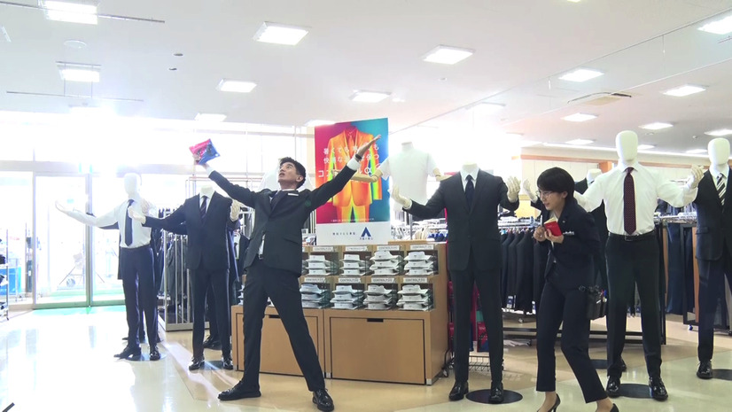 永山瑛太、“洋服の青山”に誰よりも詳しい「AOYAMANIA」に！新人店員演じる松本穂香も唖然......